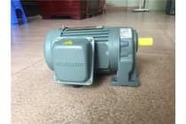 GH32-2200 卧式齿轮减速机